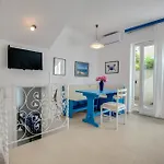 Dada Apartment *