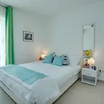 Dada Apartment