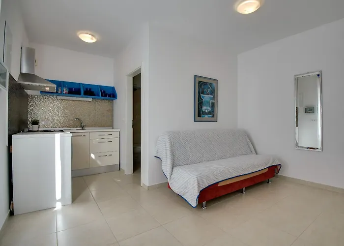Dada Apartment